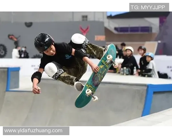 广州滑板队在滑板意识排行榜中荣登第六名展现实力与潜力 广州滑板队在滑板意识排行榜中荣登第六名展现实力与潜力