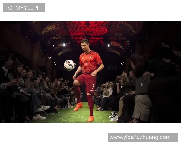 足球明星穿黑色皮衣展现酷炫风格的精彩瞬间合集 足球明星穿黑色皮衣展现酷炫风格的精彩瞬间合集